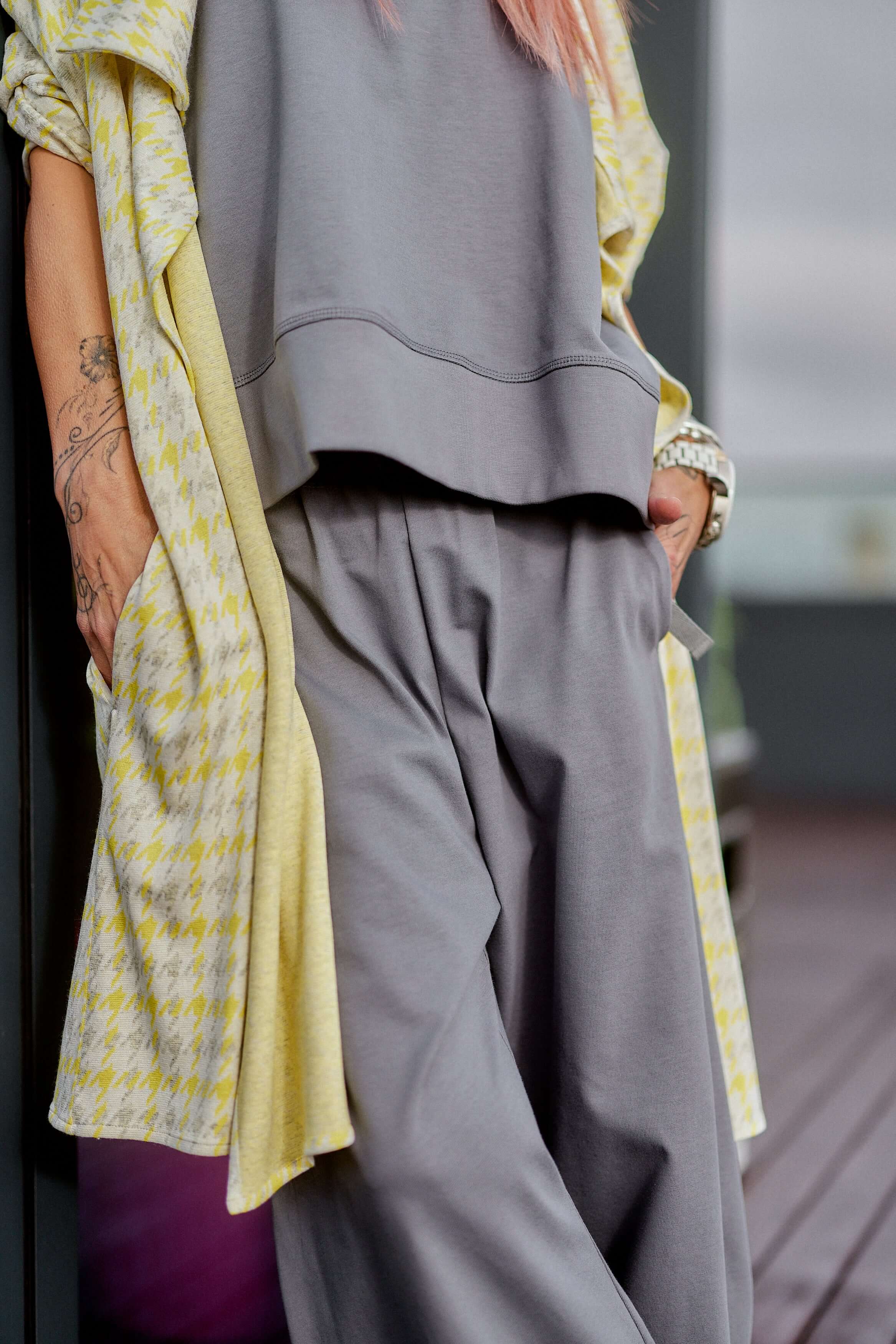 3-Piece Set β Grey with Houndstooth Vest - Image 6