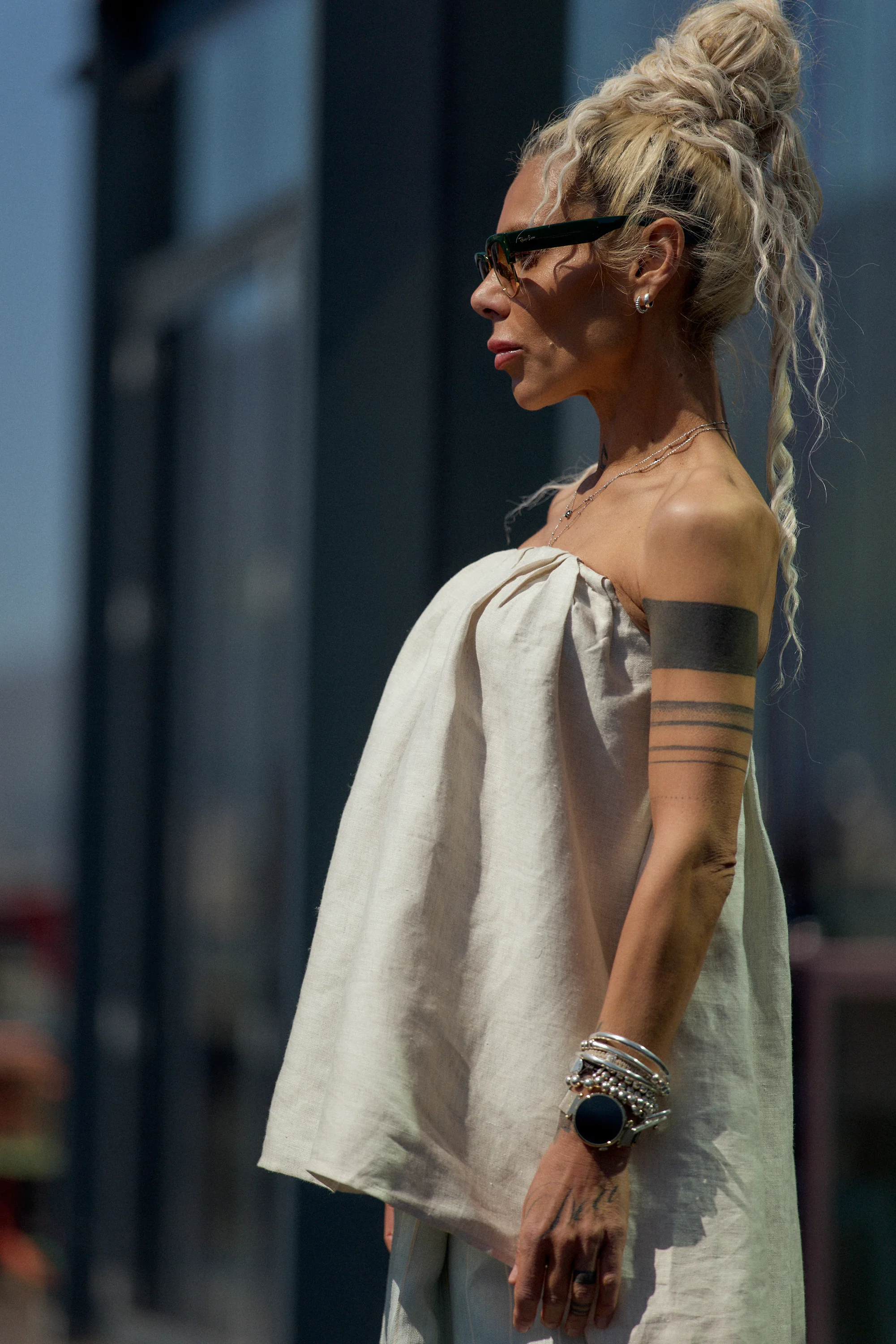 Beige Oversized Linen Tunic - Image 7