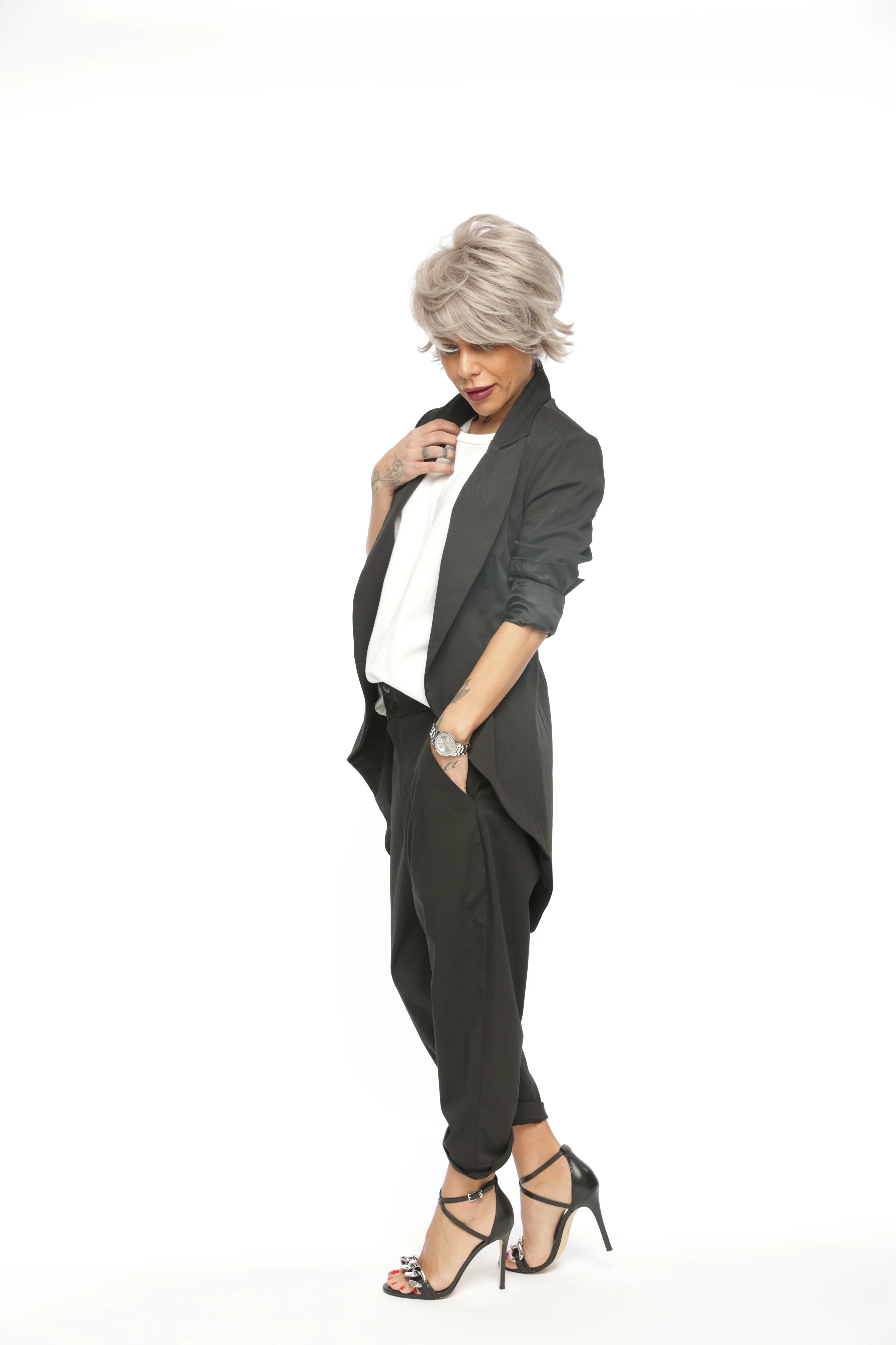 Relaxed Black Pants with Fitted Waist - Image 7