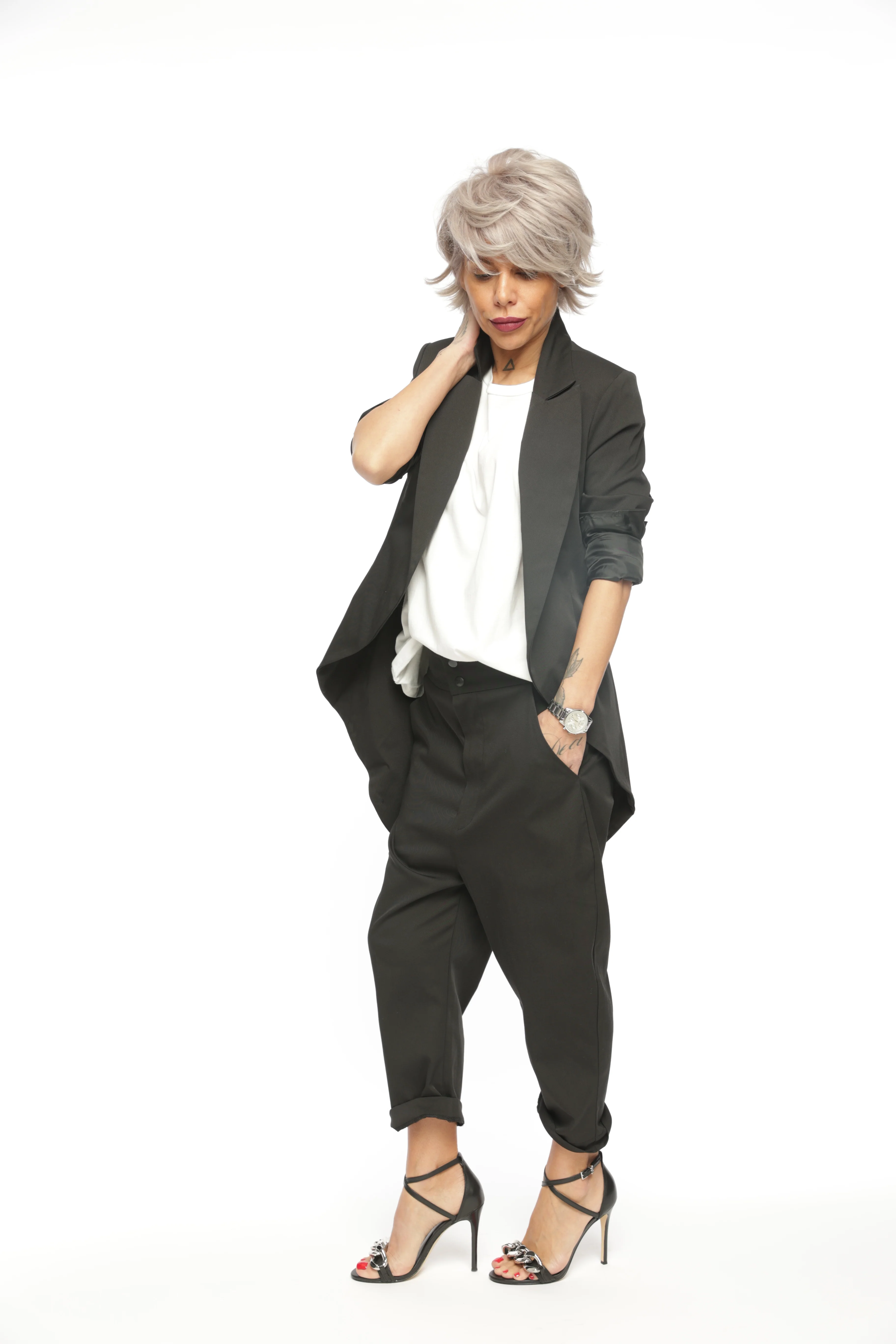 Relaxed Black Pants with Fitted Waist - Image 9