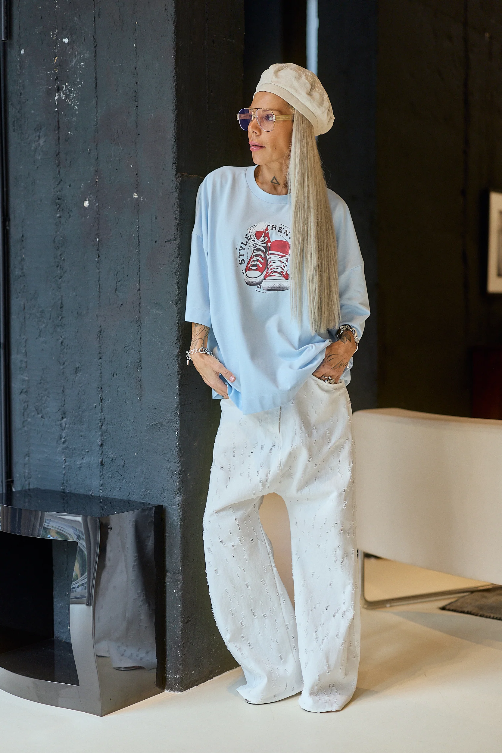 Blue Oversized Graphic T-Shirt - Image 5