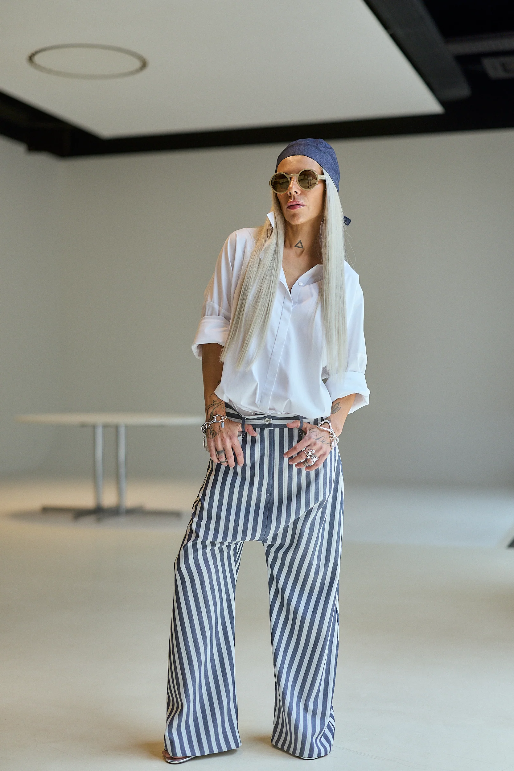 Blue & White Striped Wide-Leg Pants - Image 9