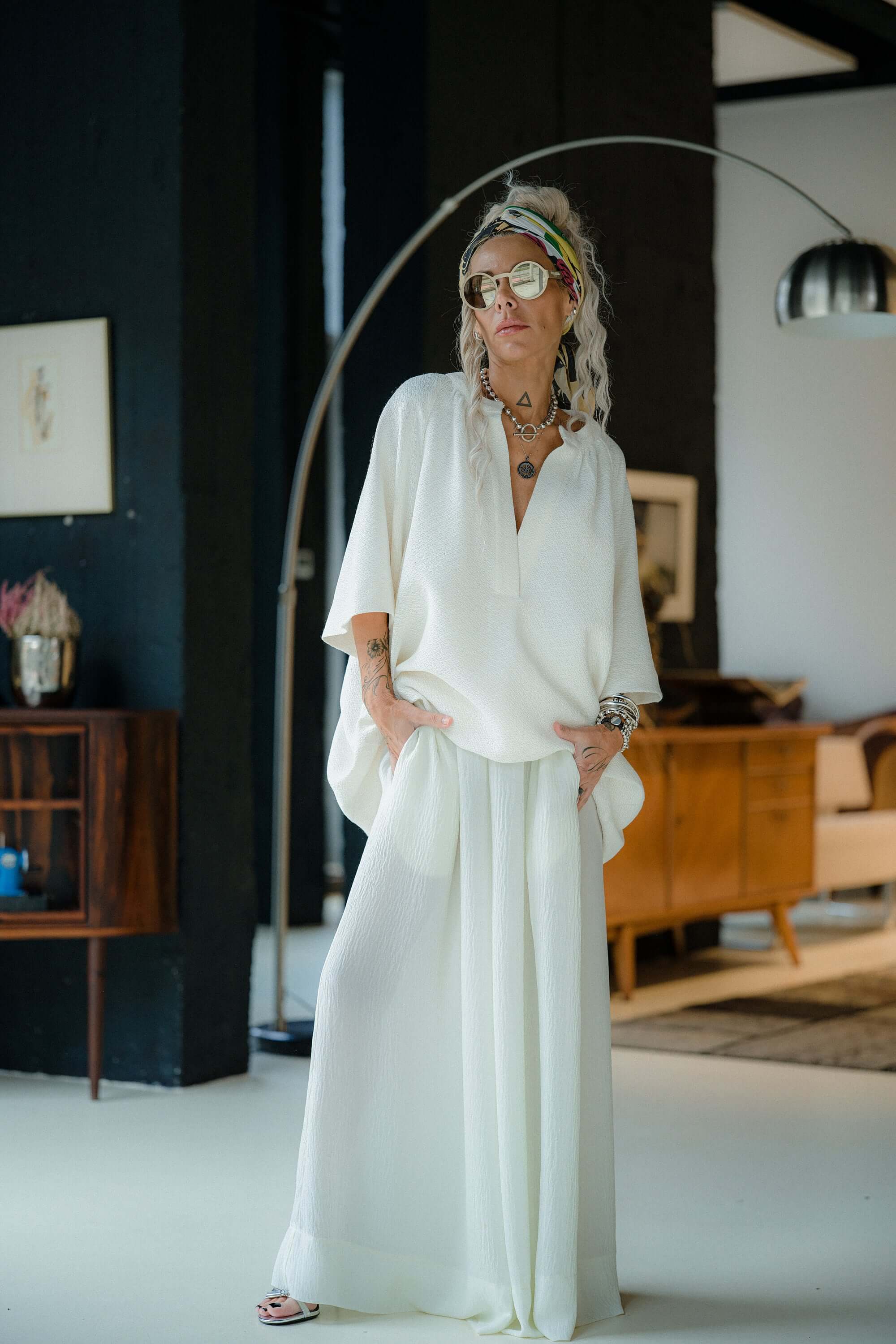 Ivory Textured Wide Leg Pants - Image 3