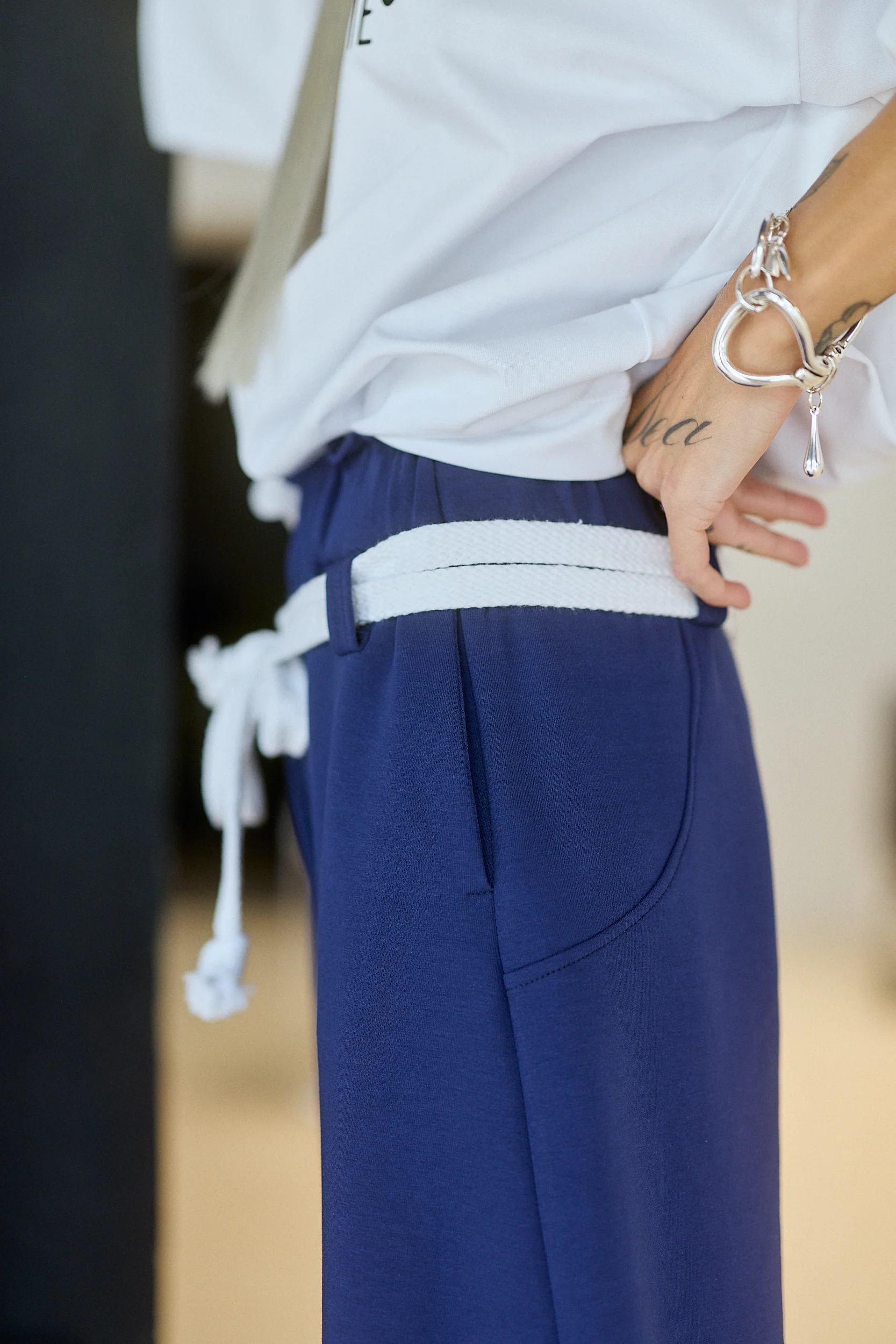 Navy Wide-Leg Pants with Rope Belt - Image 6