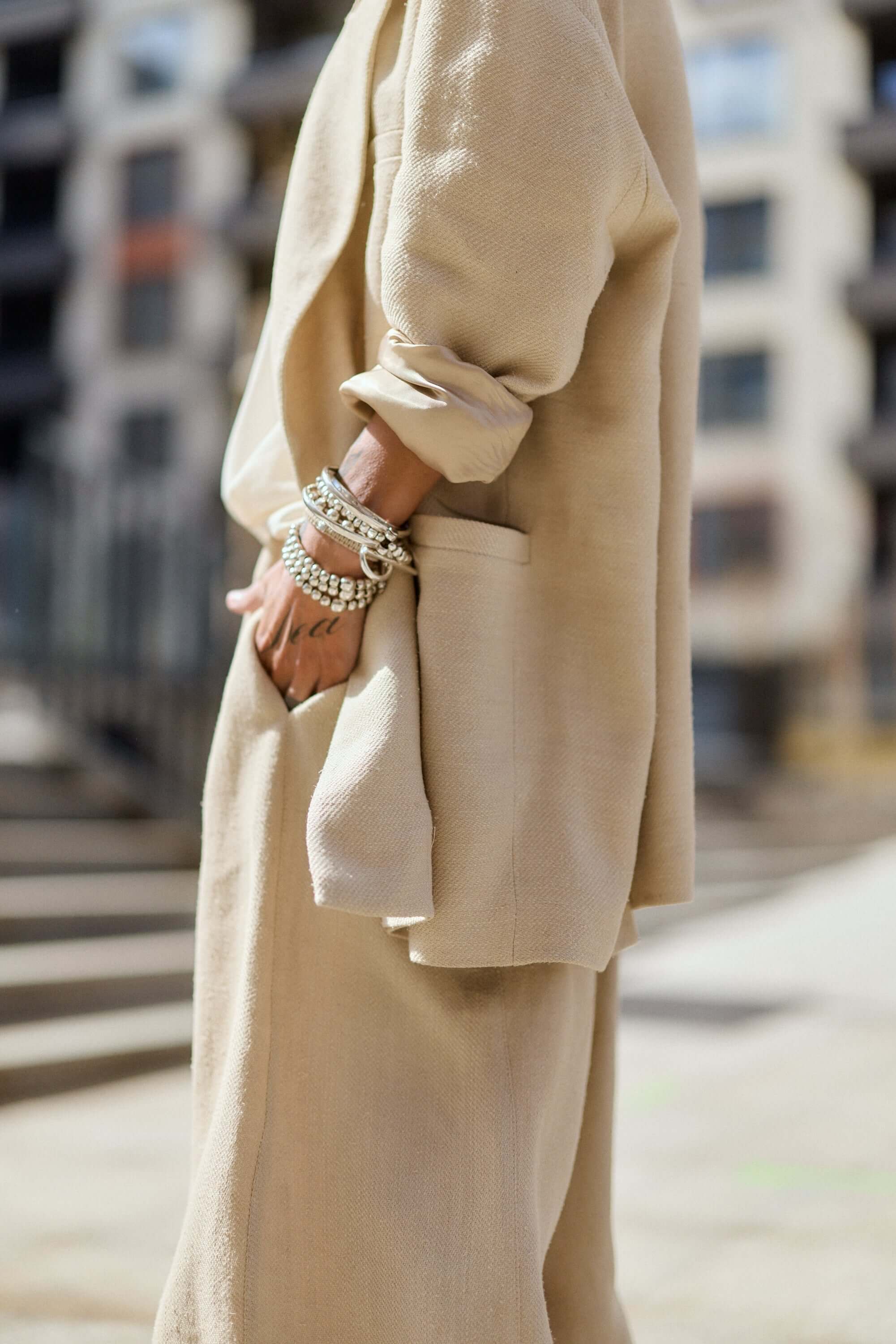 Relaxed Beige Wide-Leg Pants - Image 8