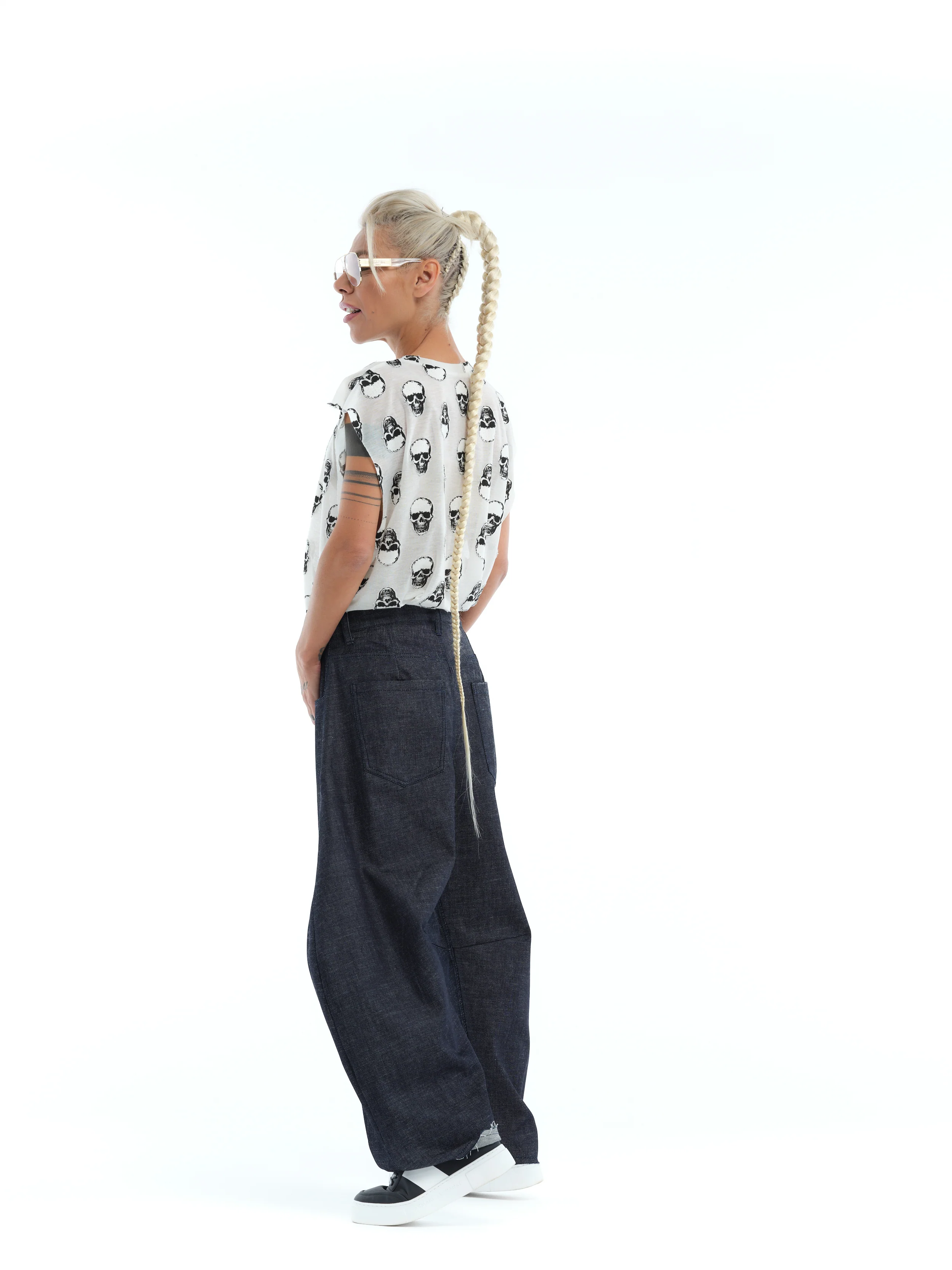 Relaxed Wide-Leg Indigo Jeans - Image 5