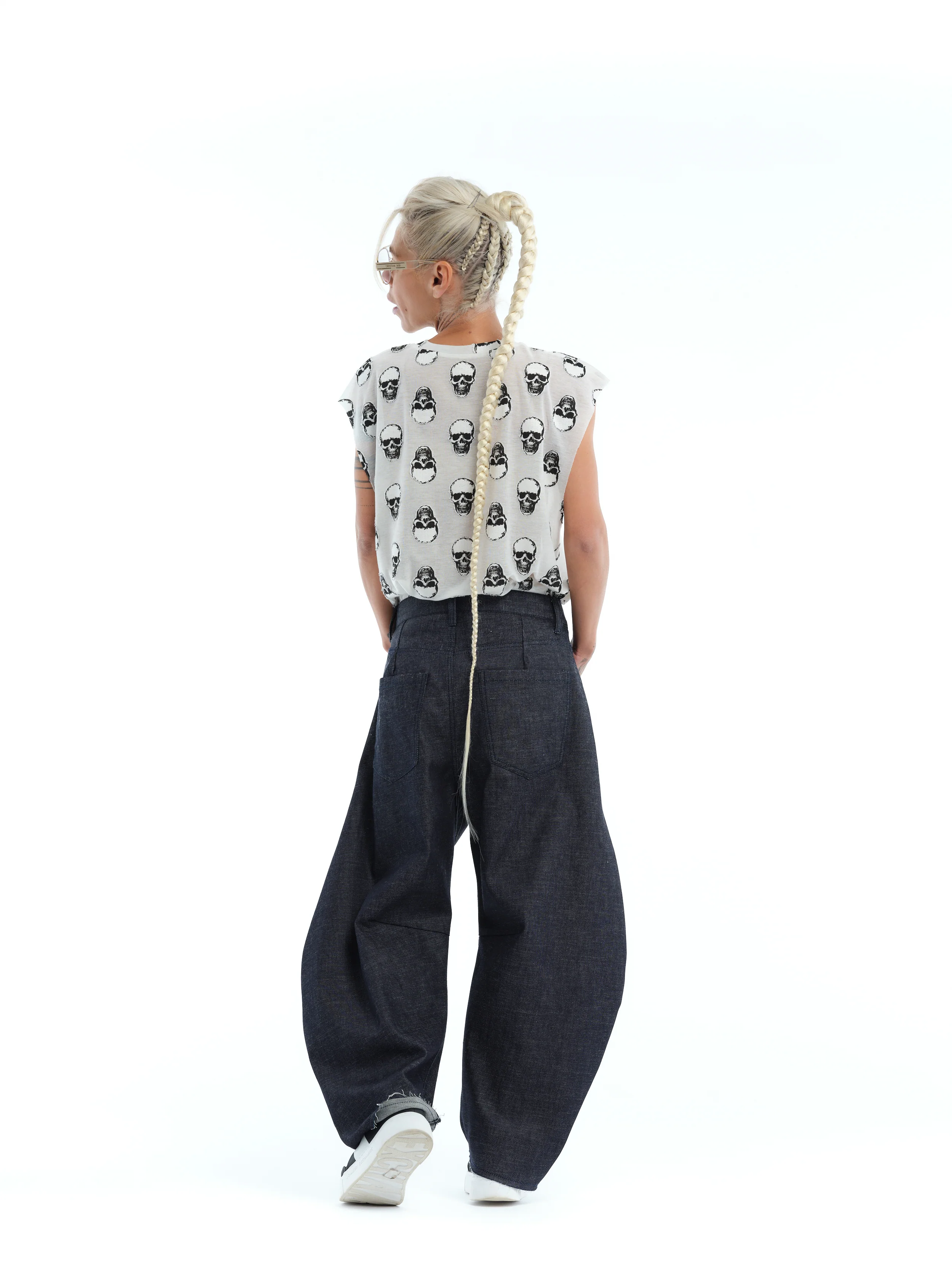 Relaxed Wide-Leg Indigo Jeans - Image 6